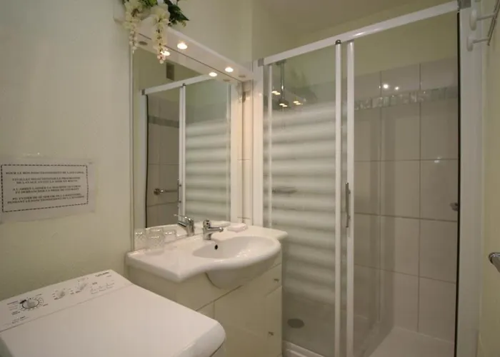 Apartamento Mont-dore T2 Avec Balcon Et Parking - Fr-1-608-117 *