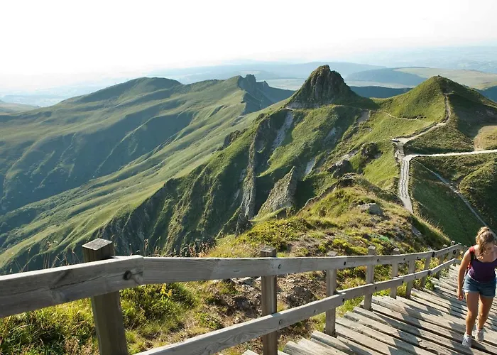 Mont-dore T2 Avec Balcon Et Parking - Fr-1-608-117 *