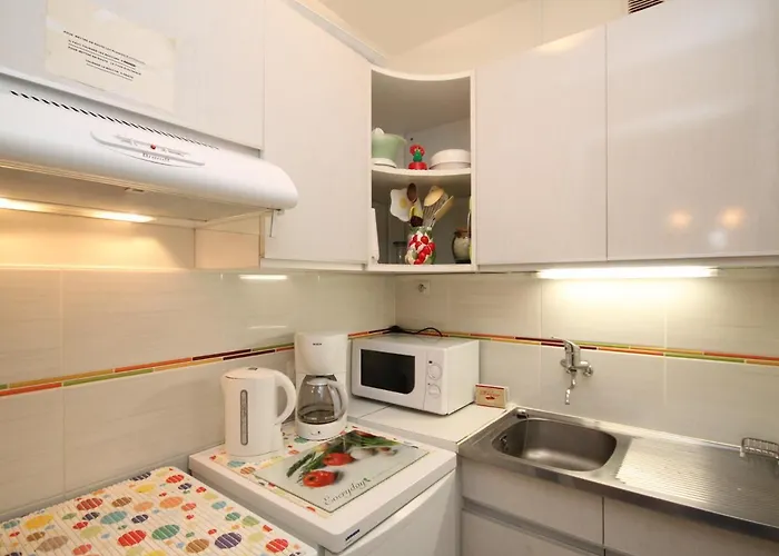 Mont-dore T2 Avec Balcon Et Parking - Fr-1-608-117